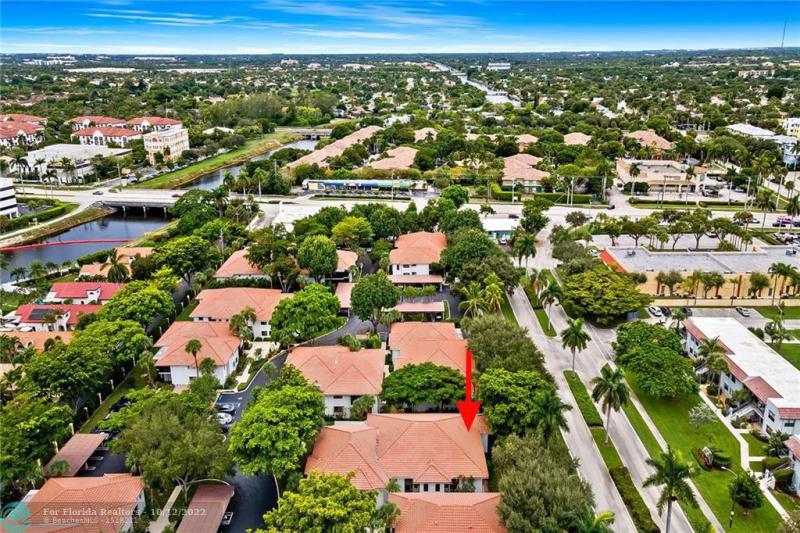  Condo & Townhome Photos