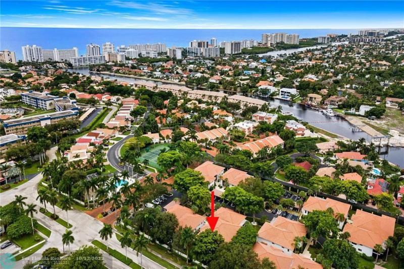  Condo & Townhome Photos