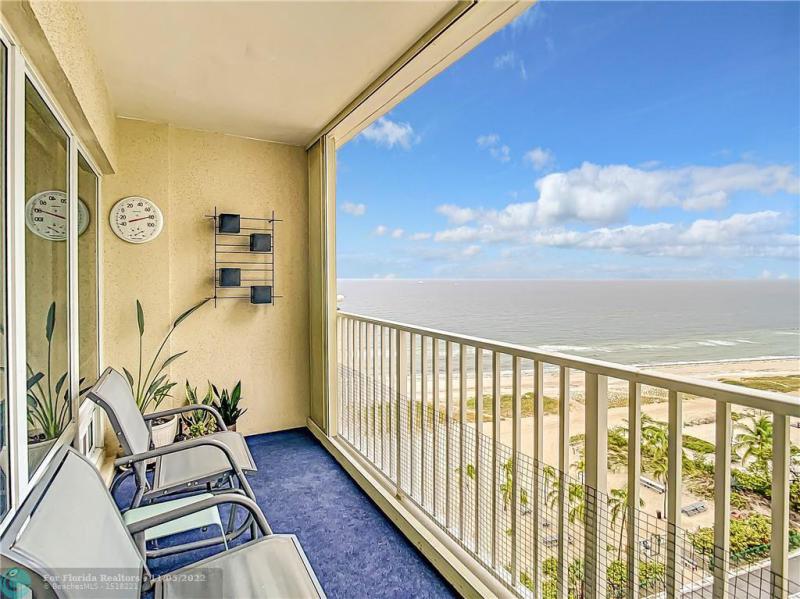 Condo & Townhome Photos