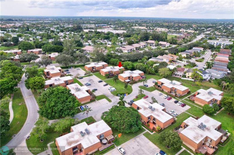  Condo & Townhome Photos