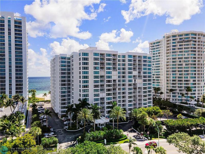  Condo & Townhome Photos