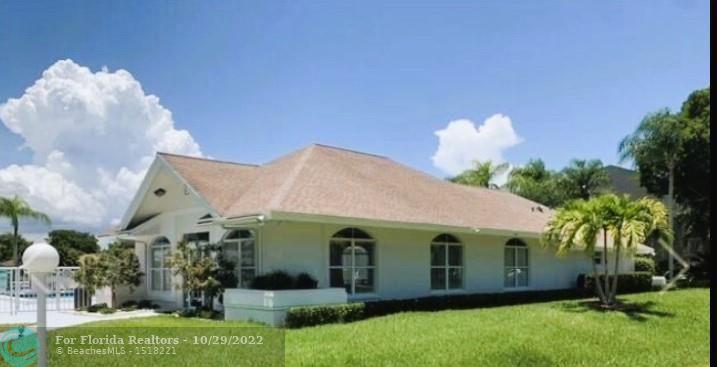  Condo & Townhome Photos