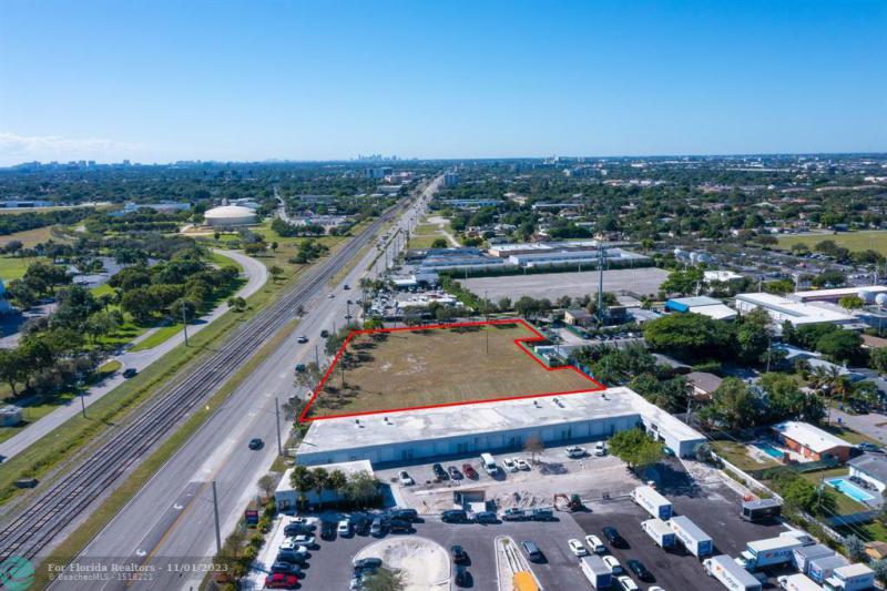  Commercial & Industrial Land Images 