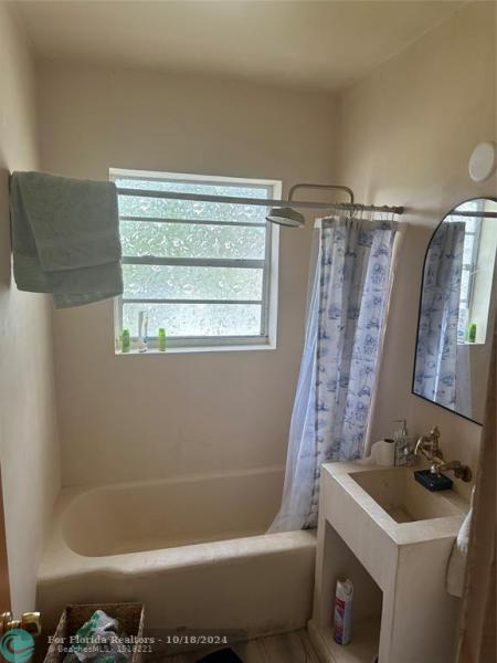 Duplex, Triplex and Fourplex Images