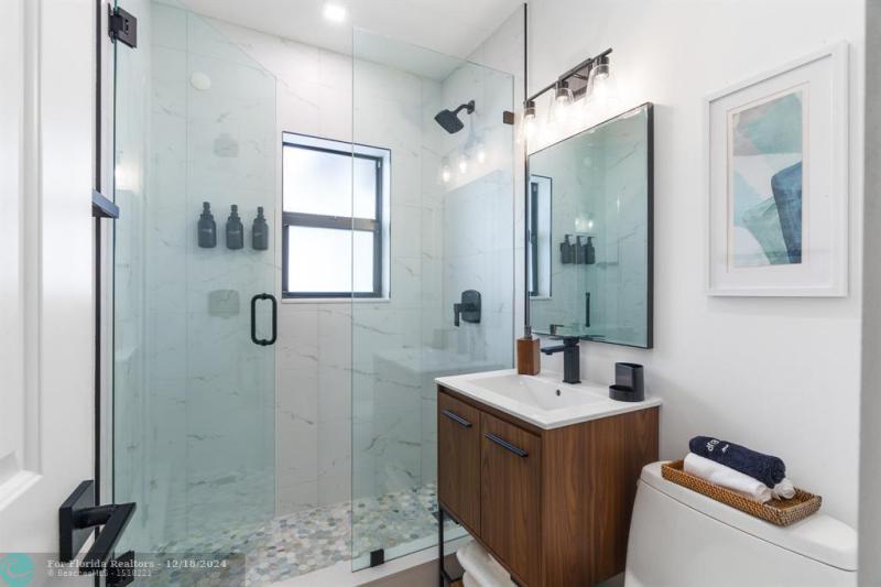 Duplex, Triplex and Fourplex Images