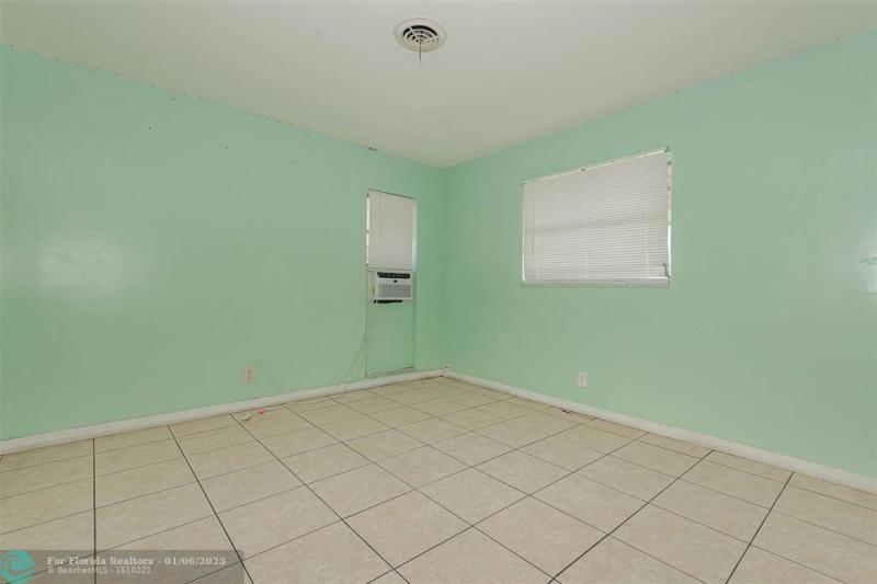 Duplex, Triplex and Fourplex Images