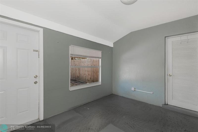 Duplex, Triplex and Fourplex Images