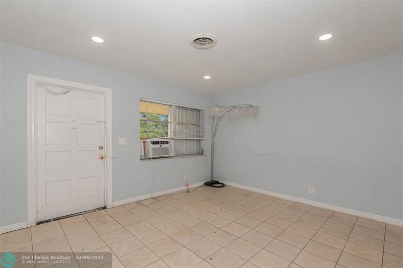 Duplex, Triplex and Fourplex Images