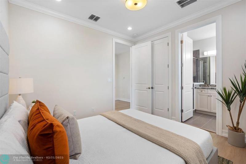  Single Family Homes Photo 22: 11420 N Carrington Ave  Parkland,  FL 33076