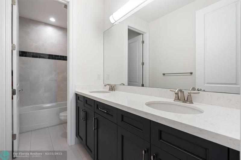  Single Family Homes Photo 25: 11420 N Carrington Ave  Parkland,  FL 33076