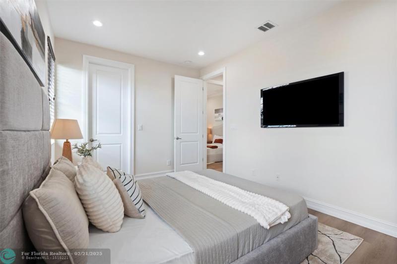  Single Family Homes Photo 29: 11420 N Carrington Ave  Parkland,  FL 33076