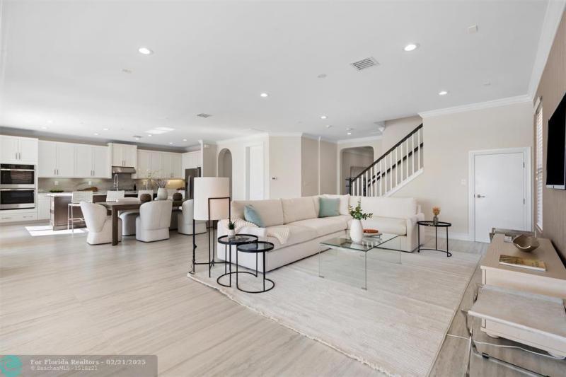  Single Family Homes Photo 8: 11420 N Carrington Ave  Parkland,  FL 33076