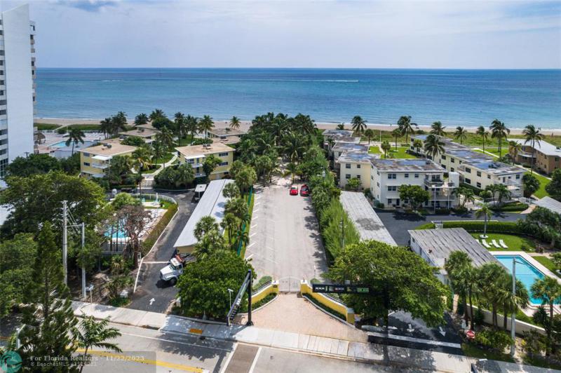 Duplex, Triplex and Fourplex Images