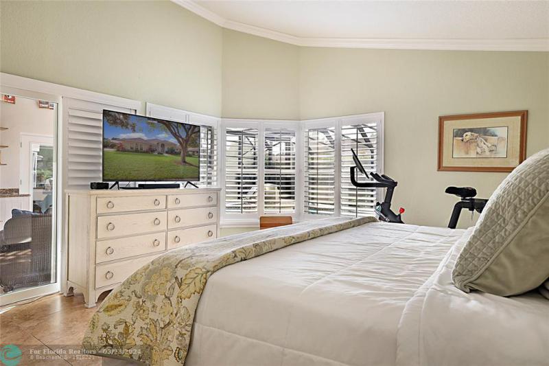  Single Family Homes Photo 14: 5494 NW 88th Way  Coral Springs,  FL 33067