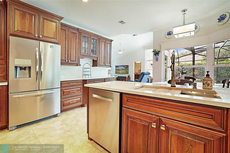  Single Family Homes Photo 22: 5494 NW 88th Way  Coral Springs,  FL 33067