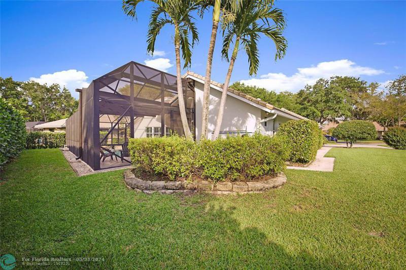  Single Family Homes Photo 39: 5494 NW 88th Way  Coral Springs,  FL 33067
