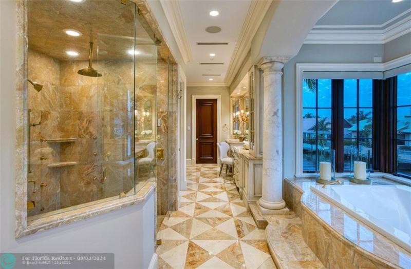  Single Family Homes Photo 32: 2900 NE 37th Street  Fort Lauderdale,  FL 33308