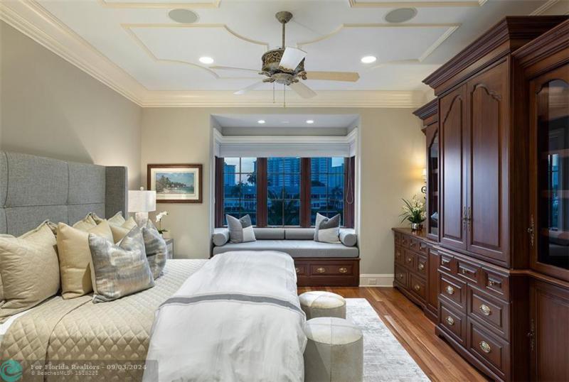  Single Family Homes Photo 35: 2900 NE 37th Street  Fort Lauderdale,  FL 33308