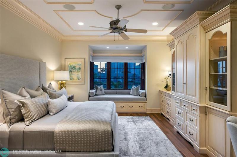  Single Family Homes Photo 37: 2900 NE 37th Street  Fort Lauderdale,  FL 33308