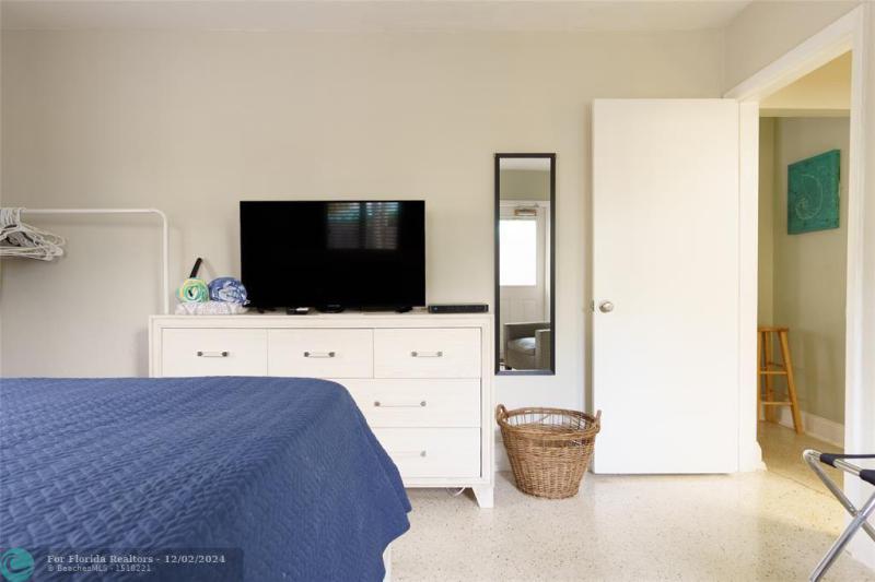 Duplex, Triplex and Fourplex Images