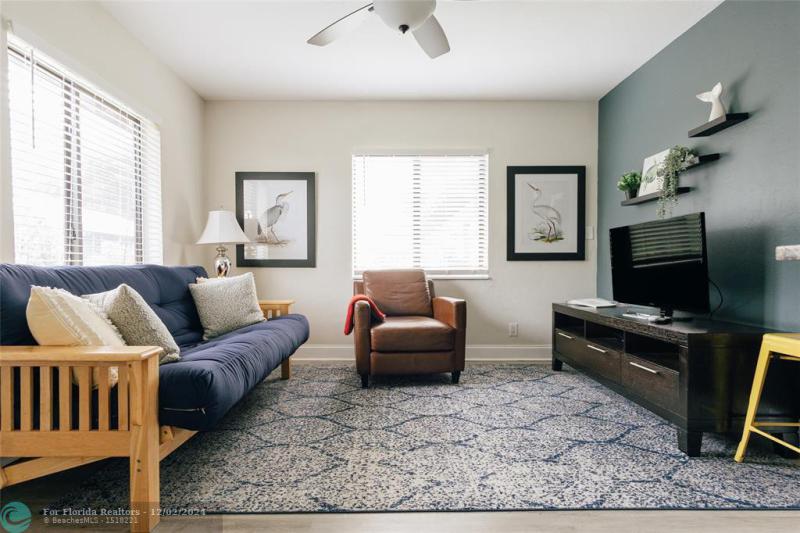 Duplex, Triplex and Fourplex Images