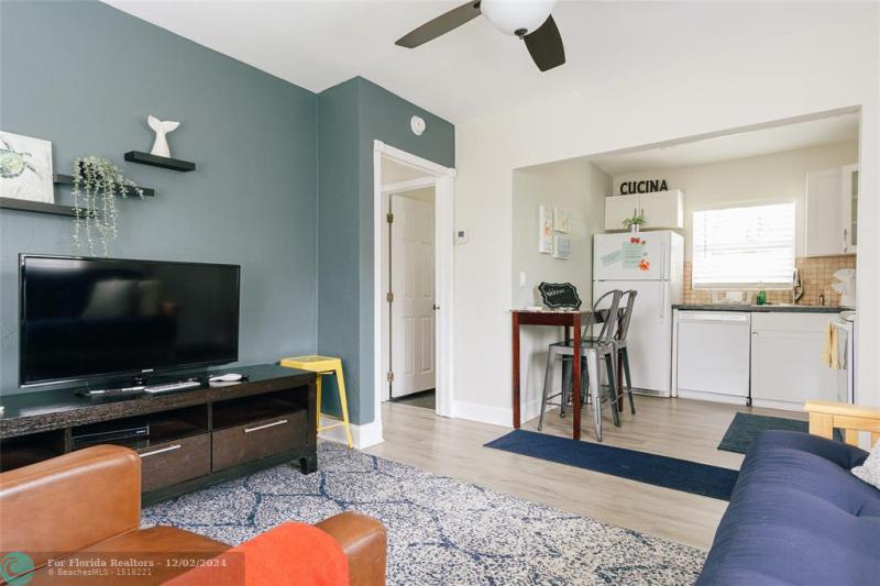 Duplex, Triplex and Fourplex Images