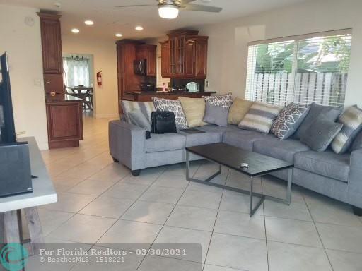  Single Family Homes Photo 46:  Lauderdale By The Sea,  FL 33308