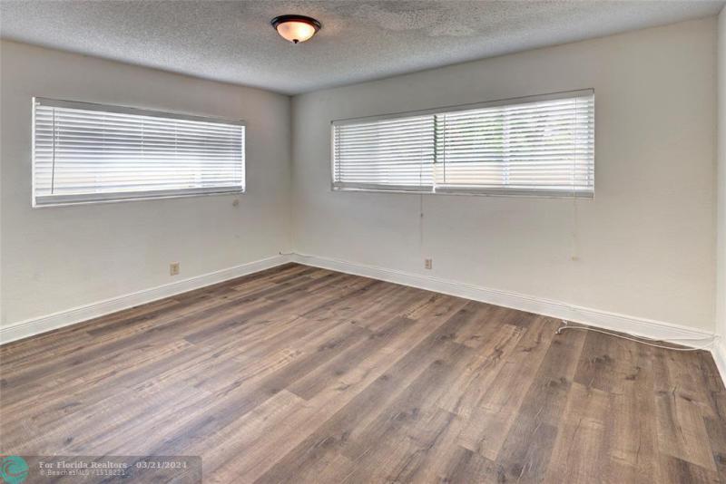  Single Family Homes Photo 34: 911 SE 11th St  Deerfield Beach,  FL 33441