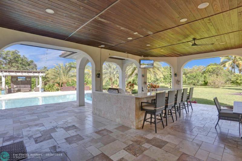  Single Family Homes Photo 21: 15701 SW 254th St  Homestead,  FL 33031