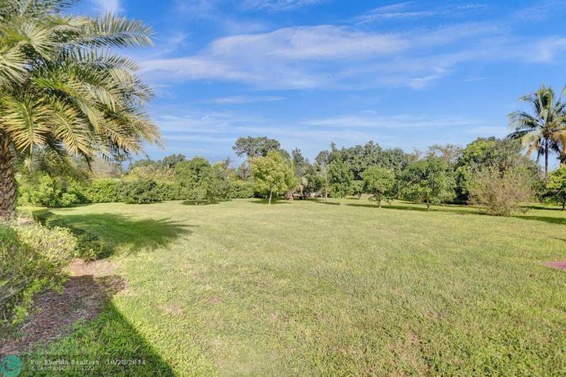  Single Family Homes Photo 25: 15701 SW 254th St  Homestead,  FL 33031