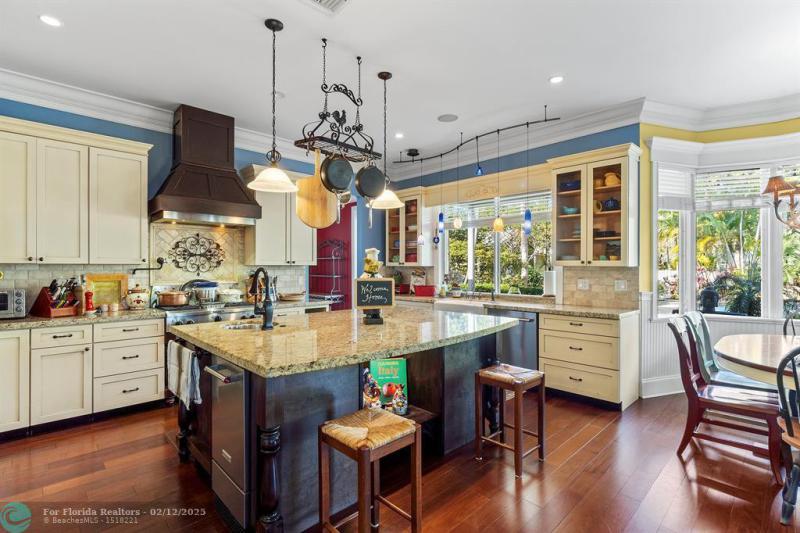  Single Family Homes Photo 10: 4501 Glenwood Dr  Coconut Creek,  FL 33066
