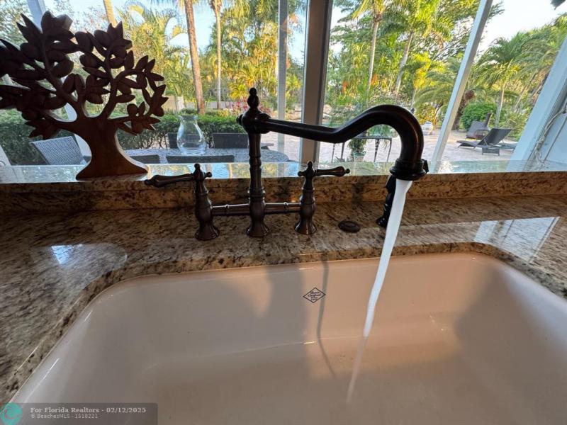  Single Family Homes Photo 13: 4501 Glenwood Dr  Coconut Creek,  FL 33066