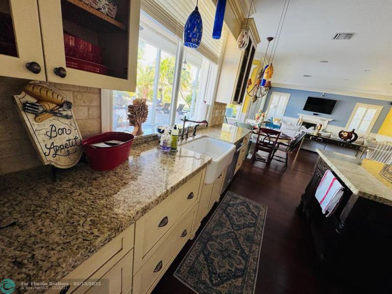  Single Family Homes Photo 14: 4501 Glenwood Dr  Coconut Creek,  FL 33066