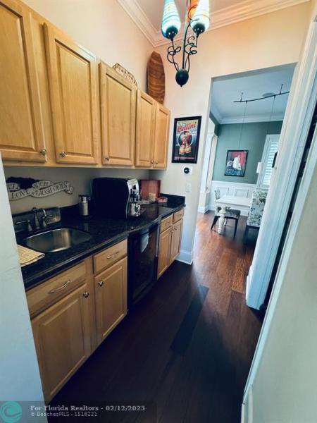  Single Family Homes Photo 16: 4501 Glenwood Dr  Coconut Creek,  FL 33066