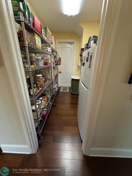  Single Family Homes Photo 17: 4501 Glenwood Dr  Coconut Creek,  FL 33066