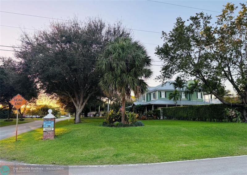  Single Family Homes Photo 4: 4501 Glenwood Dr  Coconut Creek,  FL 33066