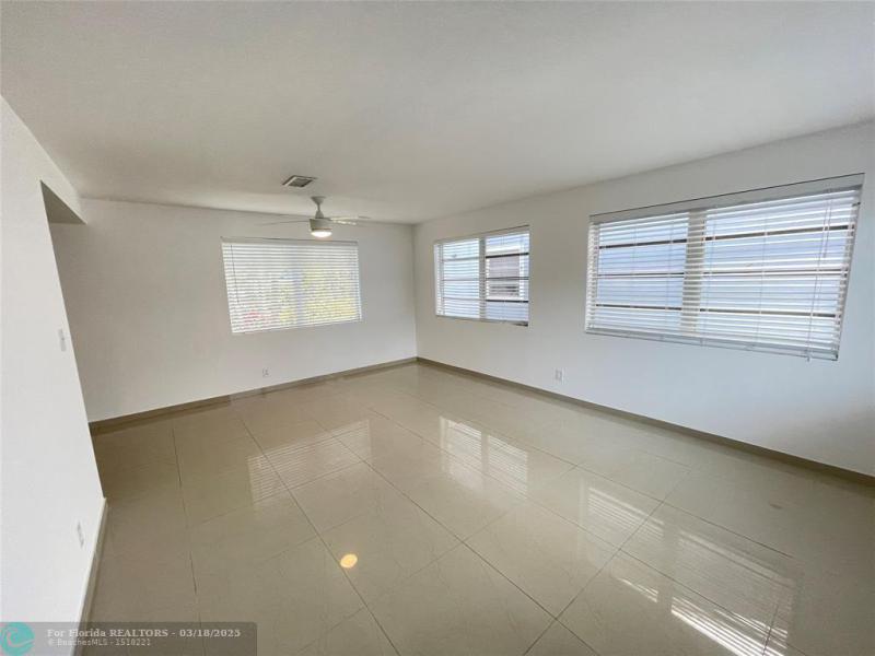 Duplex, Triplex and Fourplex Images