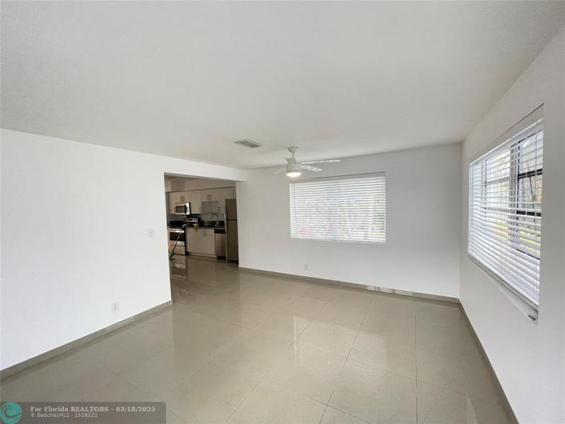 Duplex, Triplex and Fourplex Images