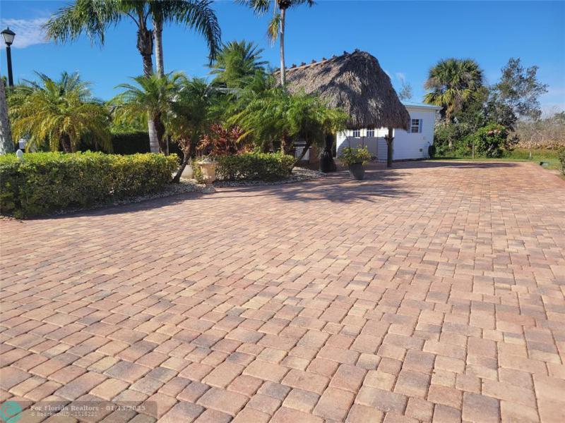 Duplex, Triplex and Fourplex Images