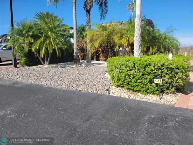 Duplex, Triplex and Fourplex Images