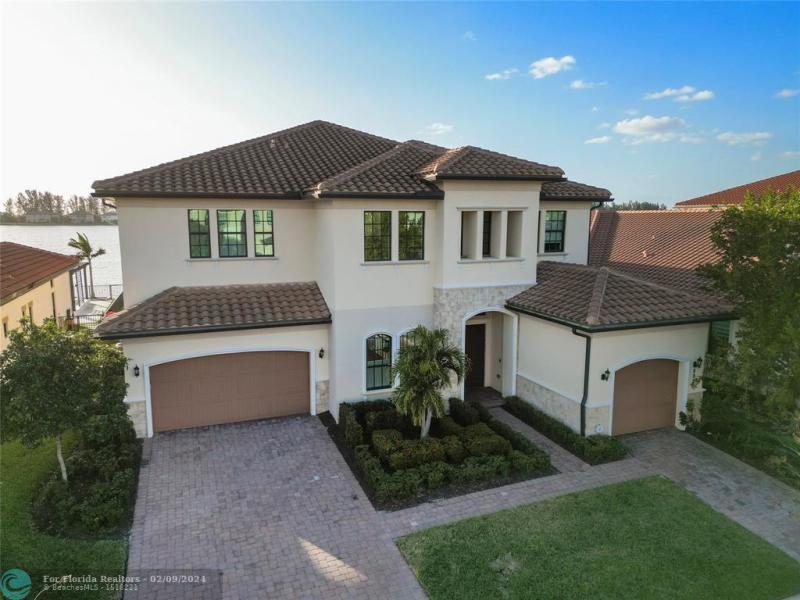 First Photo for Home For Sale at 8925  Parkland Bay Dr Parkland, FL. 33076