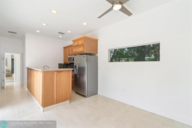  Single Family Homes Photo 18: 750 NW 37th St  Oakland Park,  FL 33309