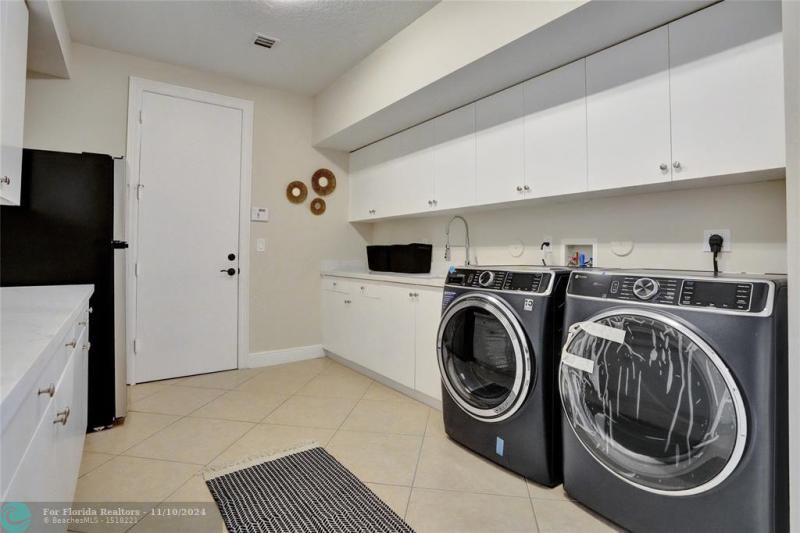  Single Family Homes Photo 45: 3660 Birch Terrace  Davie,  FL 33330