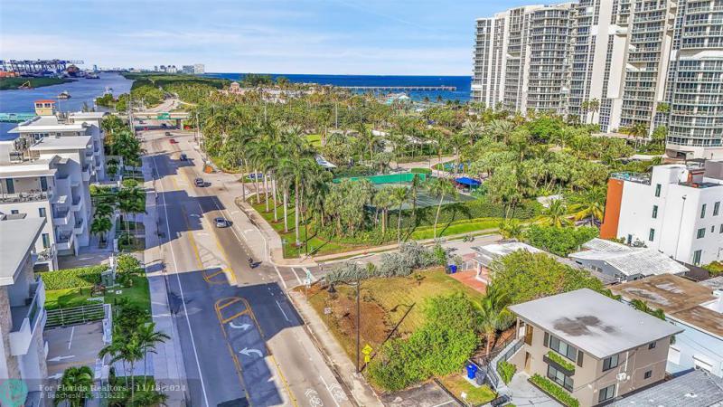 Duplex, Triplex and Fourplex Images