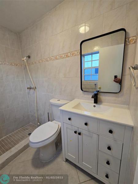  Single Family Homes Photo 10: 11821 NW 30th Pl  Sunrise,  FL 33323