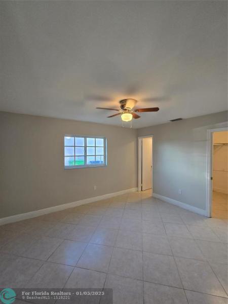  Single Family Homes Photo 12: 11821 NW 30th Pl  Sunrise,  FL 33323