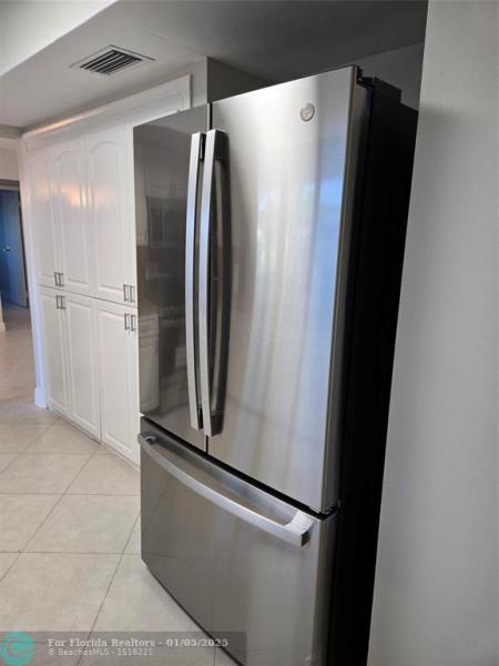  Single Family Homes Photo 7: 11821 NW 30th Pl  Sunrise,  FL 33323