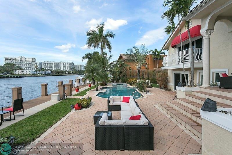  Single Family Homes Photo 36: 1911 Blue Water Terrace S  Lauderdale By The Sea,  FL 33062