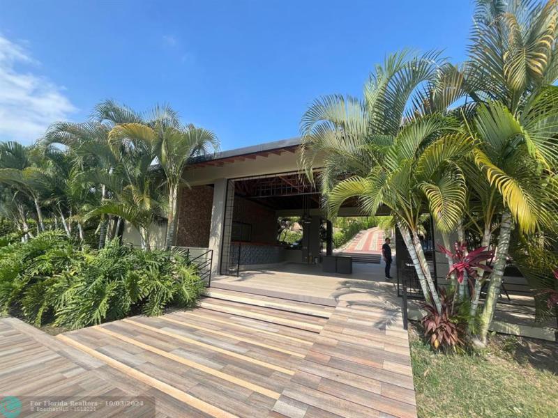 Duplex, Triplex and Fourplex Images