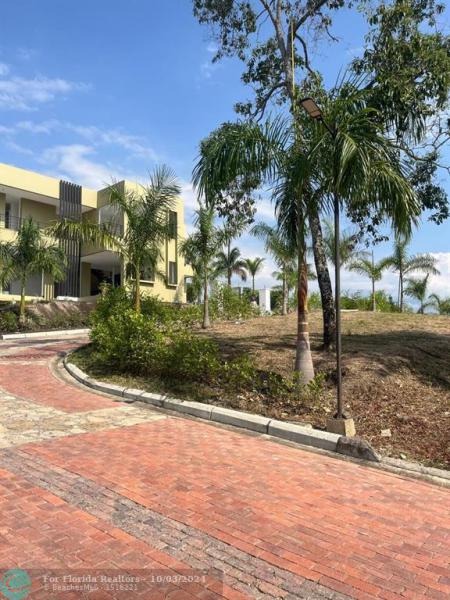 Duplex, Triplex and Fourplex Images